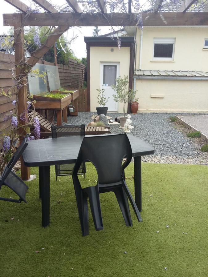 Le Paradis Fressies Buitenkant foto